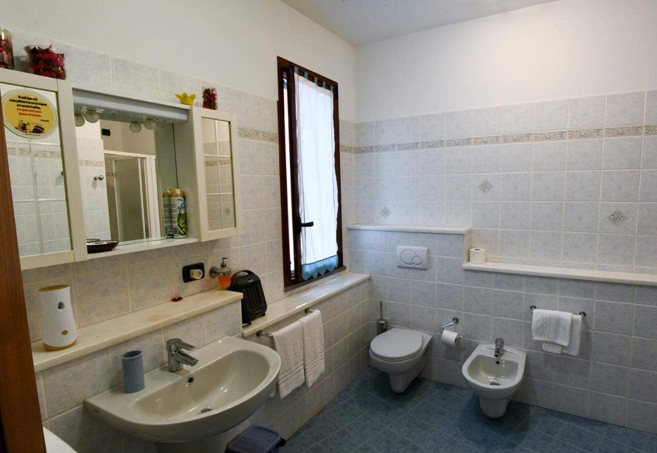 Gli Angeli Agriturismo Villa Cisano sul Neva Kültér fotó