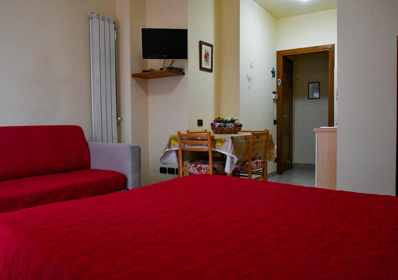 Gli Angeli Agriturismo Villa Cisano sul Neva Kültér fotó