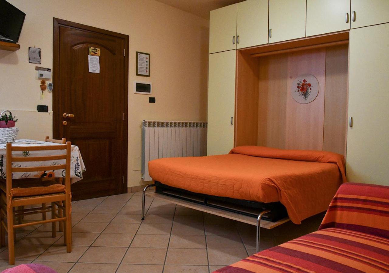 Gli Angeli Agriturismo Villa Cisano sul Neva Kültér fotó