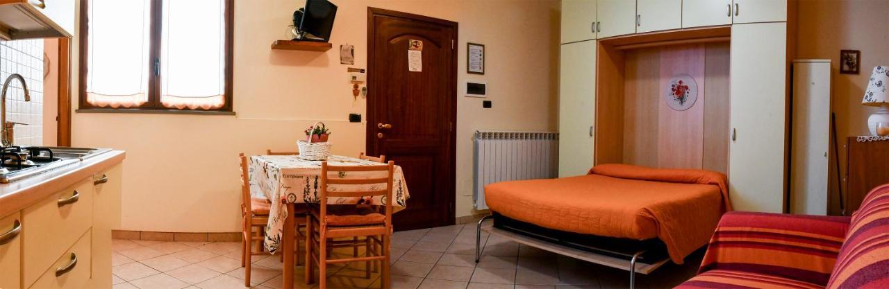 Gli Angeli Agriturismo Villa Cisano sul Neva Kültér fotó