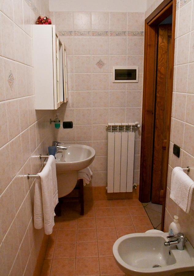 Gli Angeli Agriturismo Villa Cisano sul Neva Kültér fotó