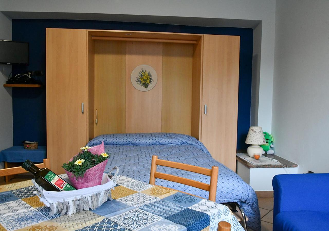Gli Angeli Agriturismo Villa Cisano sul Neva Kültér fotó