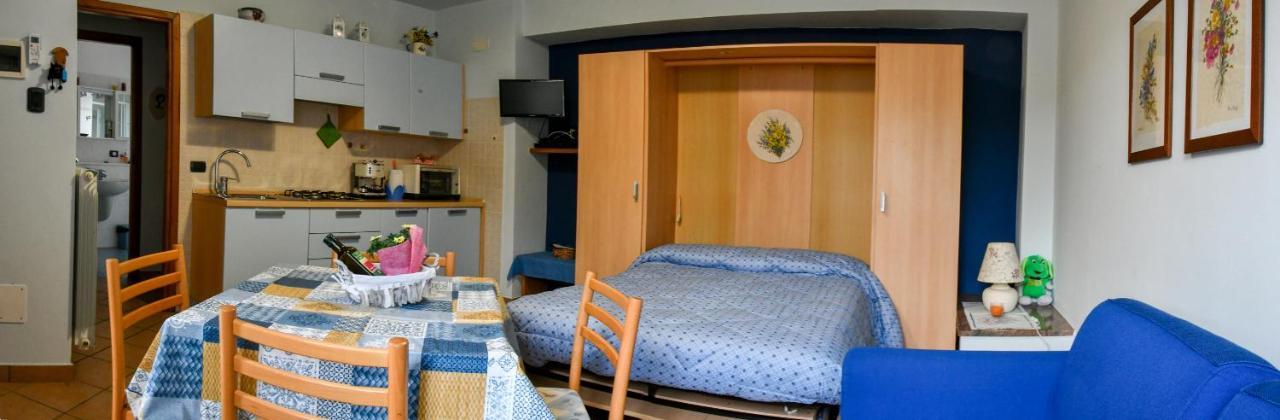 Gli Angeli Agriturismo Villa Cisano sul Neva Kültér fotó
